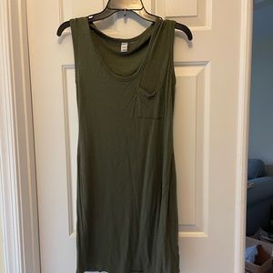 Old Navy pull over tshirt dress in Olive Green - XS
